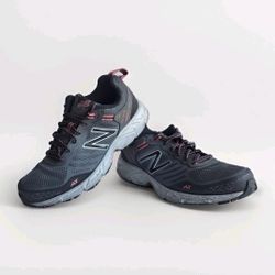 New Balance 573 V3 Womens Size 10 