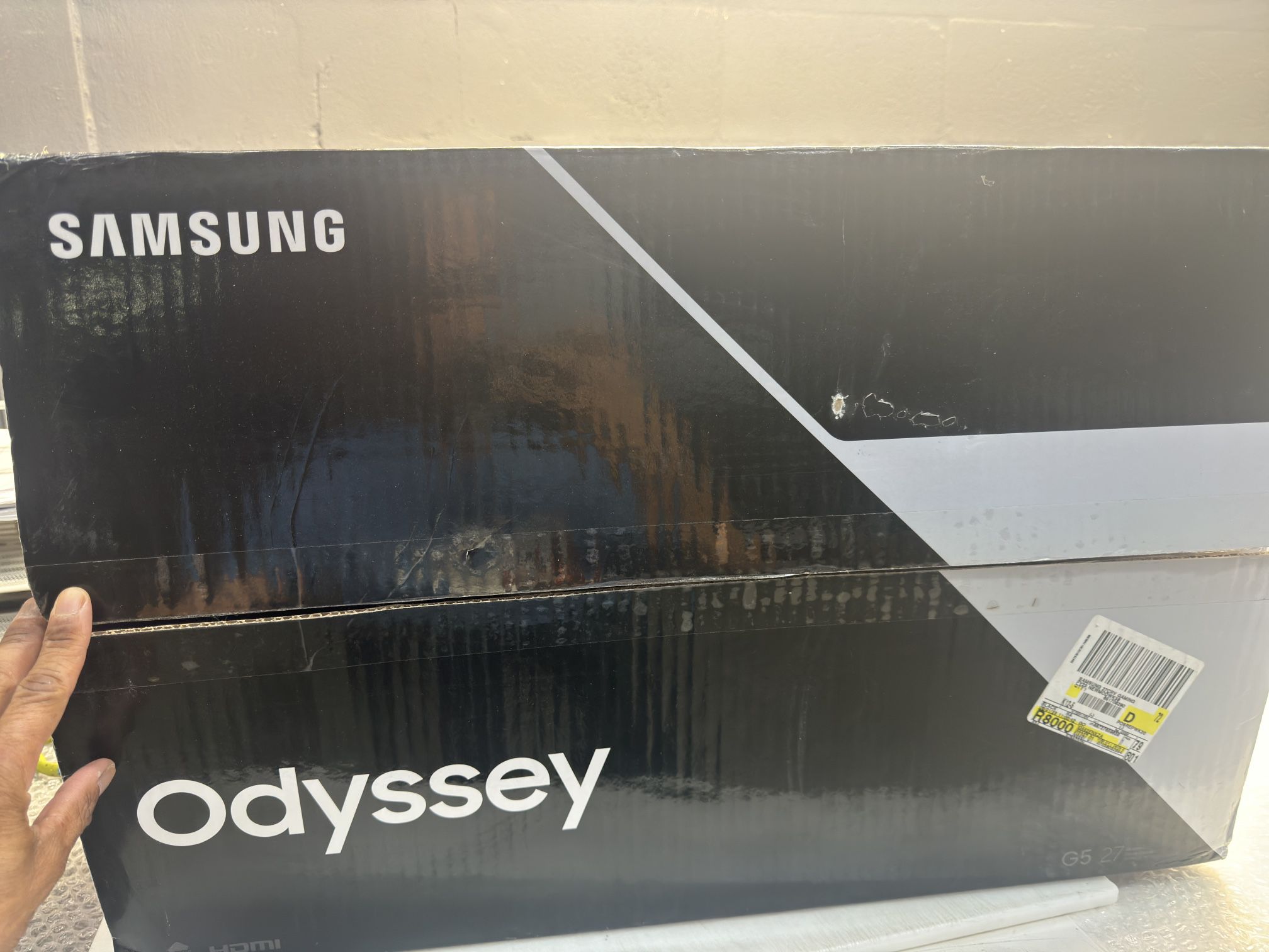 SAMSUNG 27” Odyssey G55C QHD 165Hz 1ms(MPRT) Curved Gaming Monitor - LS27CG556ENXZA