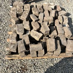 Pallet Of Decorative Garden Bricks 