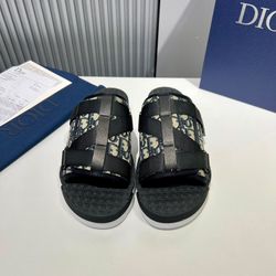 dior slides 