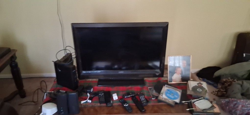 Vizio TV \ Monitor