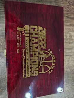 Warriors world champ ring set with box