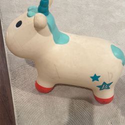 Jumping Unicorn 