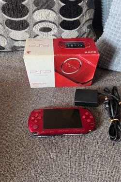 PSP 3000 Radiant Red With Games