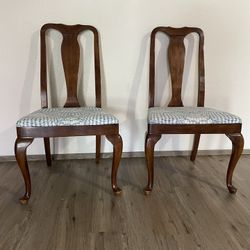 Set of 2 dining chairs solid wood by drexel
