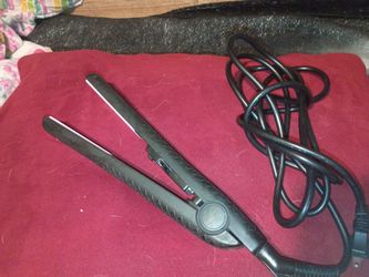 Hair straightener