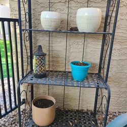 Plant Pots & Tiki Torches 