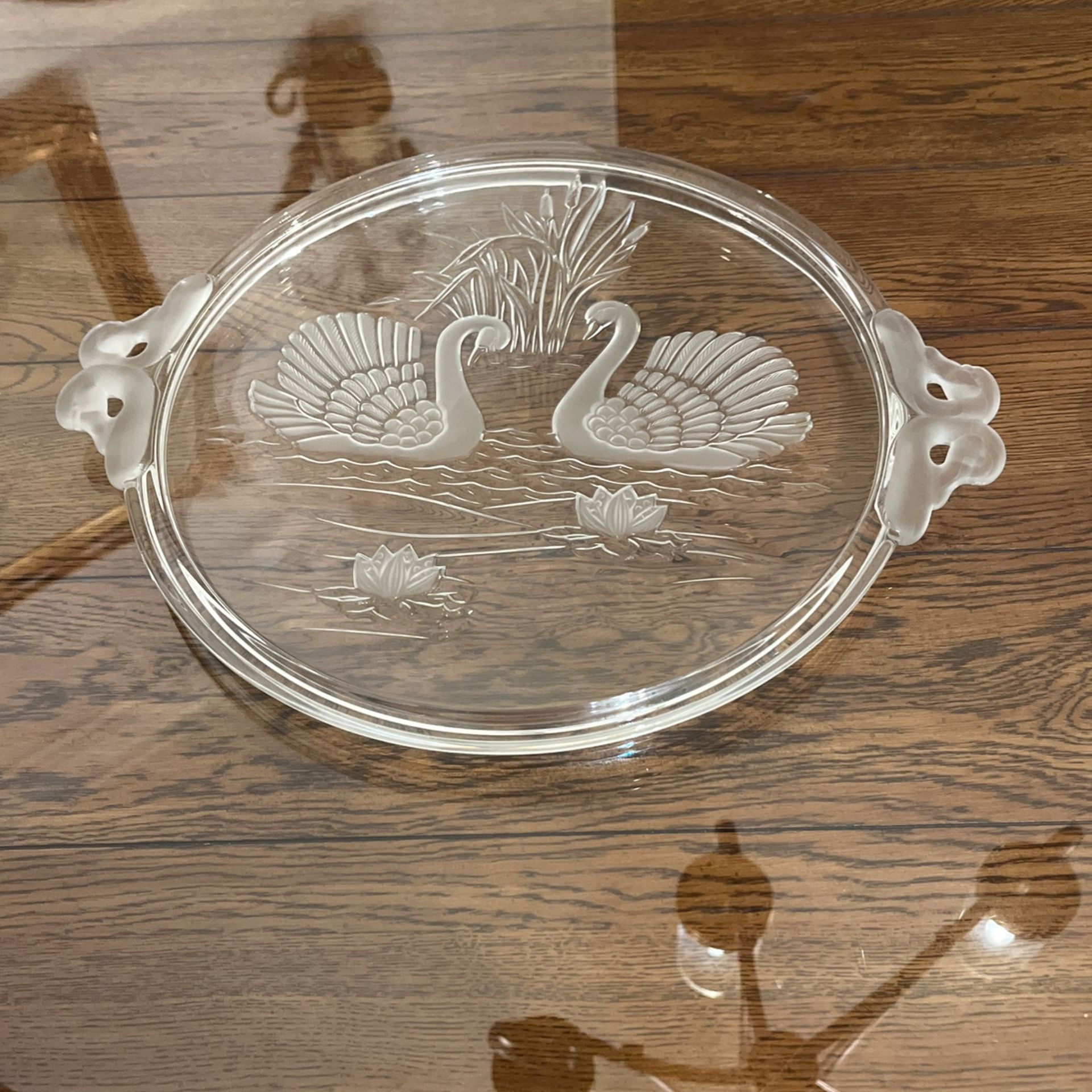 Vintage Swann Cake Plate And Lace Glass Clear Bowl