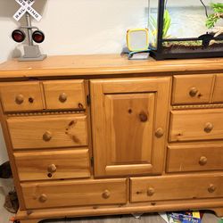 10 drawer dresser, solid wood