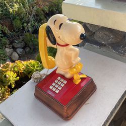 The Snoopy And Woodstock phone