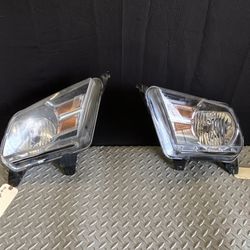 2010-2012 Ford Mustang Headlights