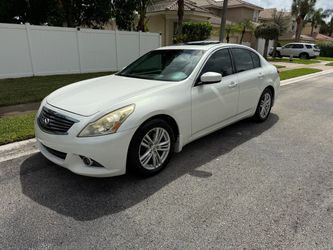 Infiniti G37 Sedan White