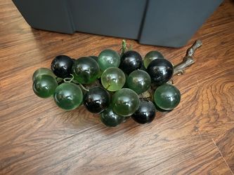 Vintage Lucite Grape Cluster Decor