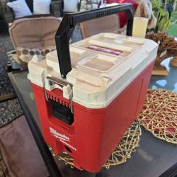Milwaukee Ice Chest