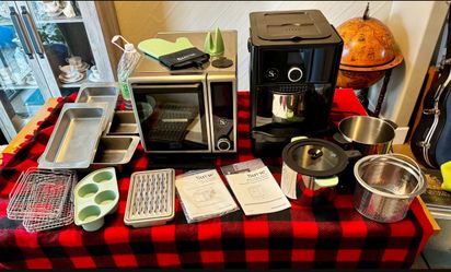 Suvie 3.0 Kitchen Robot and Starchie with Extra Pans