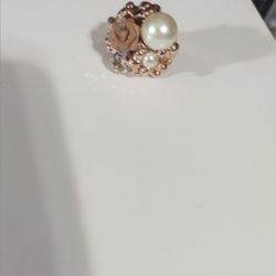Women's Big White Stone With Roses Costume Ring 