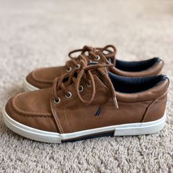 Kid’s Nautica Lace Up Shoes