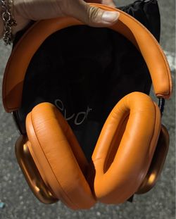 Brand New (Have Box) OVO Air Pure Sound Blazing Amber