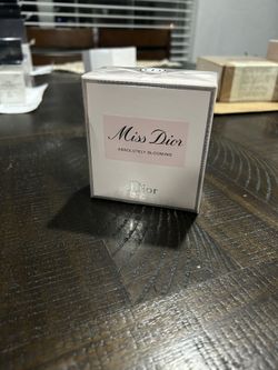 Miss Dior Absolutely Blooming