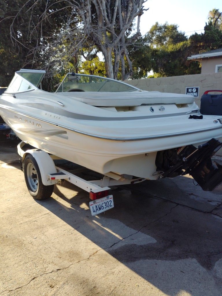 1999 Maxum 1900 Sc Boat