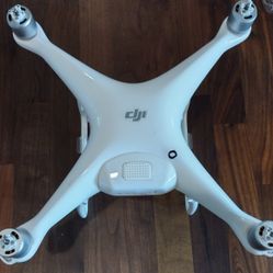 DJI Phantom 4 Drone and VR Drone Goggles 