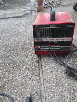 Lincoln Electric AC -225c ARC Welder