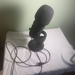 Blue Yeti microphone - black color - no box