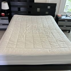 Queen Bedroom Set With Nightstands 