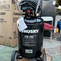 Husky Air Compresor 