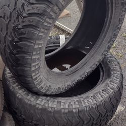 37/13.50R22LT Black Bear Mud Terrain (2)

