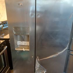 New Frigidaire 2 Door Refrigerator, Working Perfect