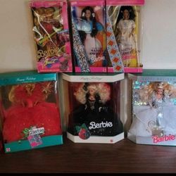 89-'93 Holiday Barbies & others. Willing to
make deals/sell individually