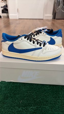 Travis Scott air Jordan 1 low size:9.5