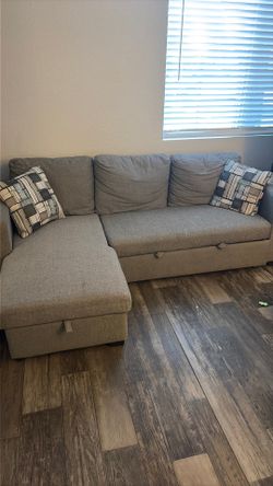 Couch w/storage and Pullout Trundle Bed