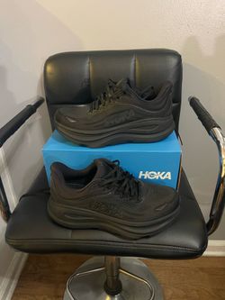 Hoka Bondi 9 all black size 9 Men’s $100