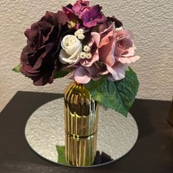 Plum Purple Theme Wedding Decor 