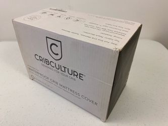 New in Box WATERPROOF CRIB MATTRESS COVER