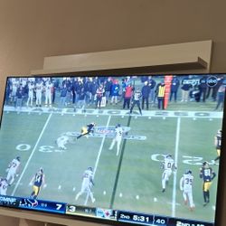 75" Samsung Smart TV For Sale 