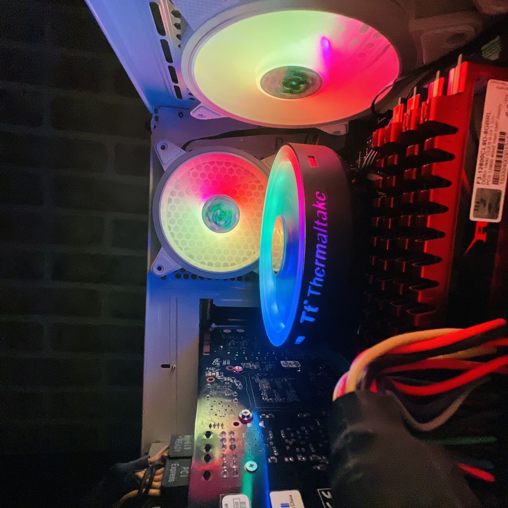 RGB Custom Built Gaming PC Computer | i7 | 16gb Ram | SSD | Plug n Play | great for Fortnite and COD Warzone Built with the most premium parts to ens