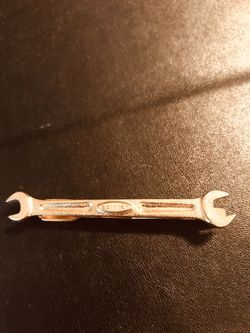 Bonney Wrench Tie Bar