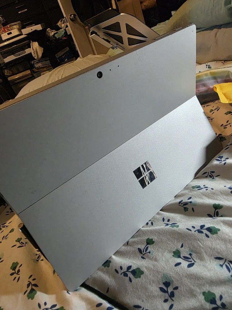 Surface Edge Tablet