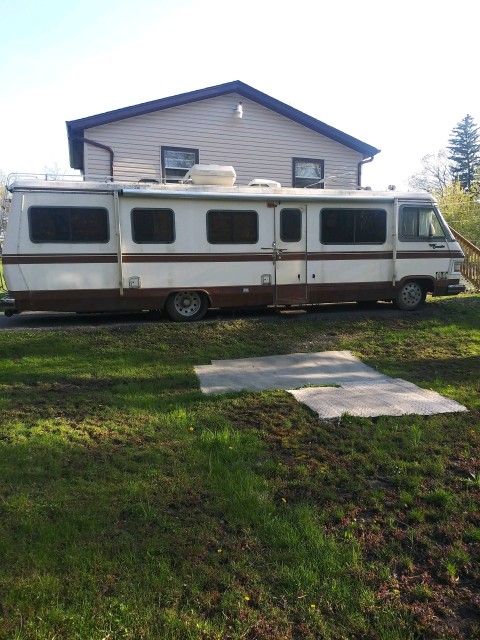 1985 executive motorhome 38ft For Sale Has 50k Miles Or Trade For Running Harley Davidson Motorcycle  Or Pull Behind Travel Trailer. Open To All Trade
