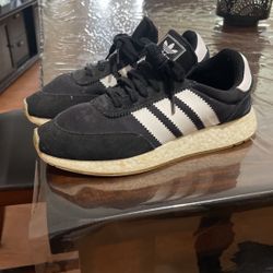 Adidas Iniki