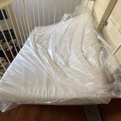 Mattress with bedframe