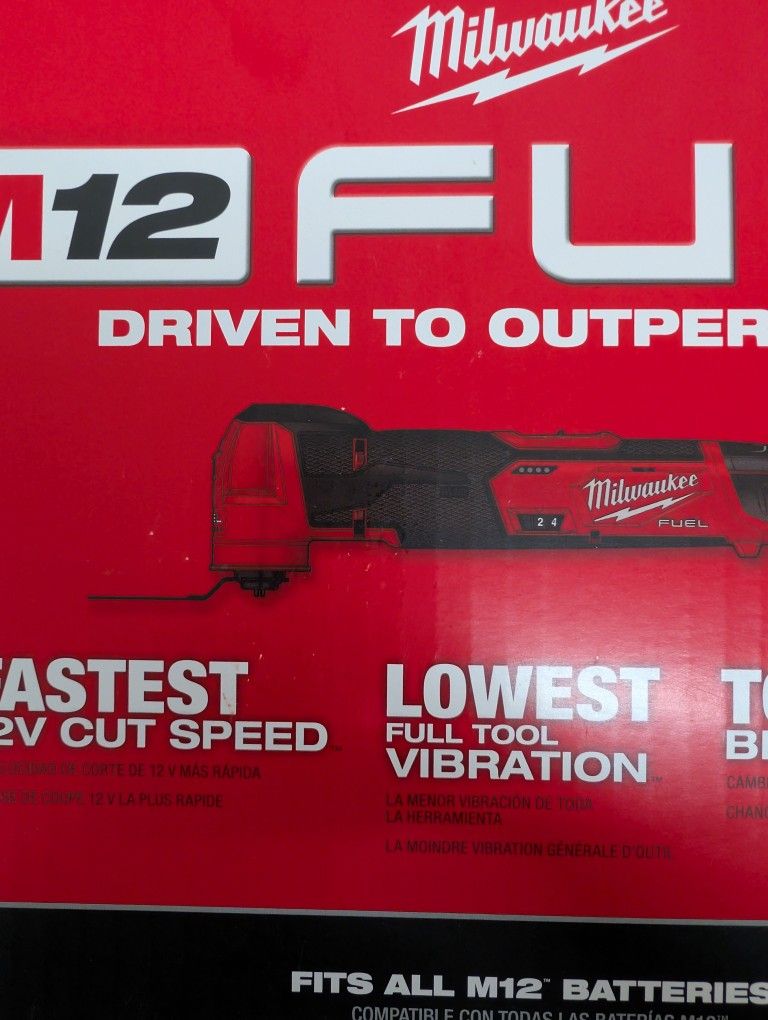 Milwaukee M12 Fuel Oscillating Multi Tool NEW