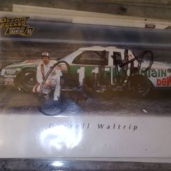 Darrell Waltrip Autograph Card