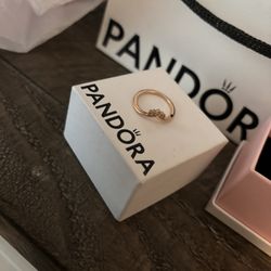 Pandora Ring 