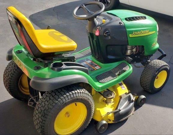 John Deere Lawn Tractor, String Trimmer / Edger, Blower