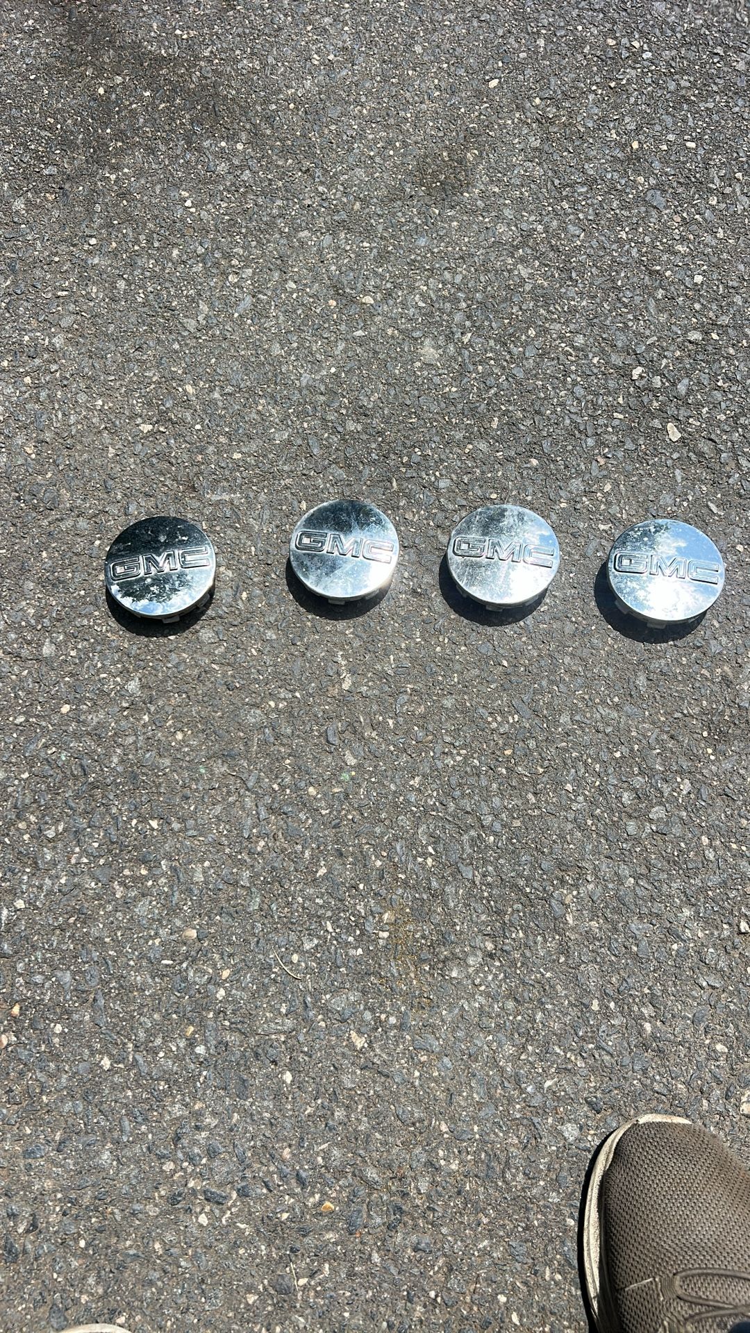 Center caps approximately 3 inches around