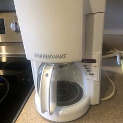 Farberware Coffeemaker. 